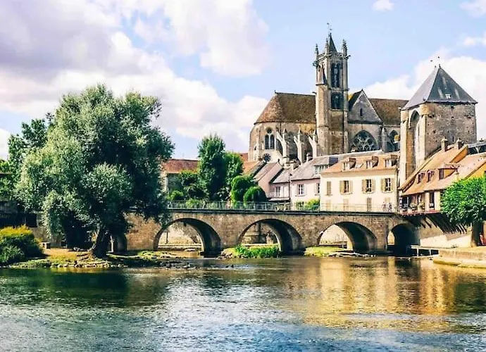 Beautiful F2 Apartment 5 Stops By Train From Paris